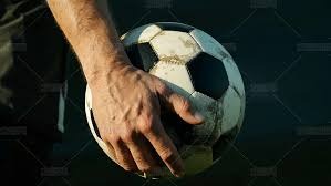 罗伯逊：萨拉赫是队史最佳之一，希望能继续与他并肩作战